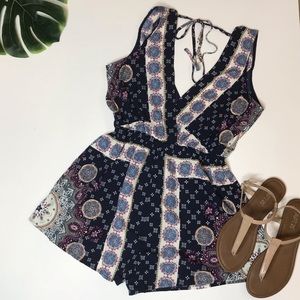 ILLA ILLA Romper size small